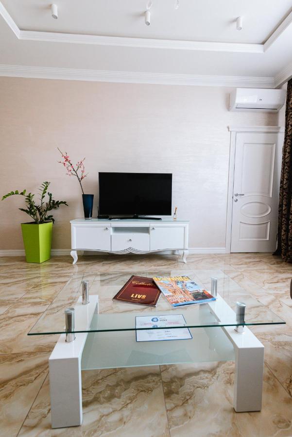 Apartamento Luxury For Business & Pleasure Royal 3 Kiev Exterior foto
