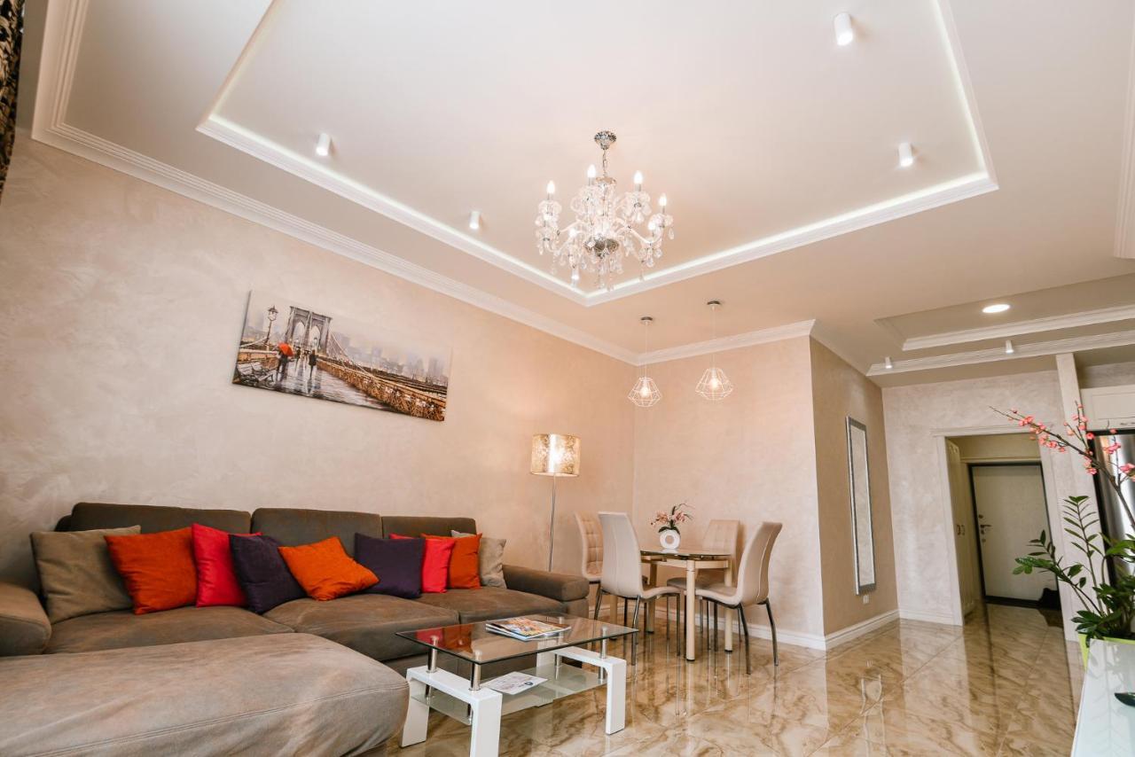 Apartamento Luxury For Business & Pleasure Royal 3 Kiev Exterior foto