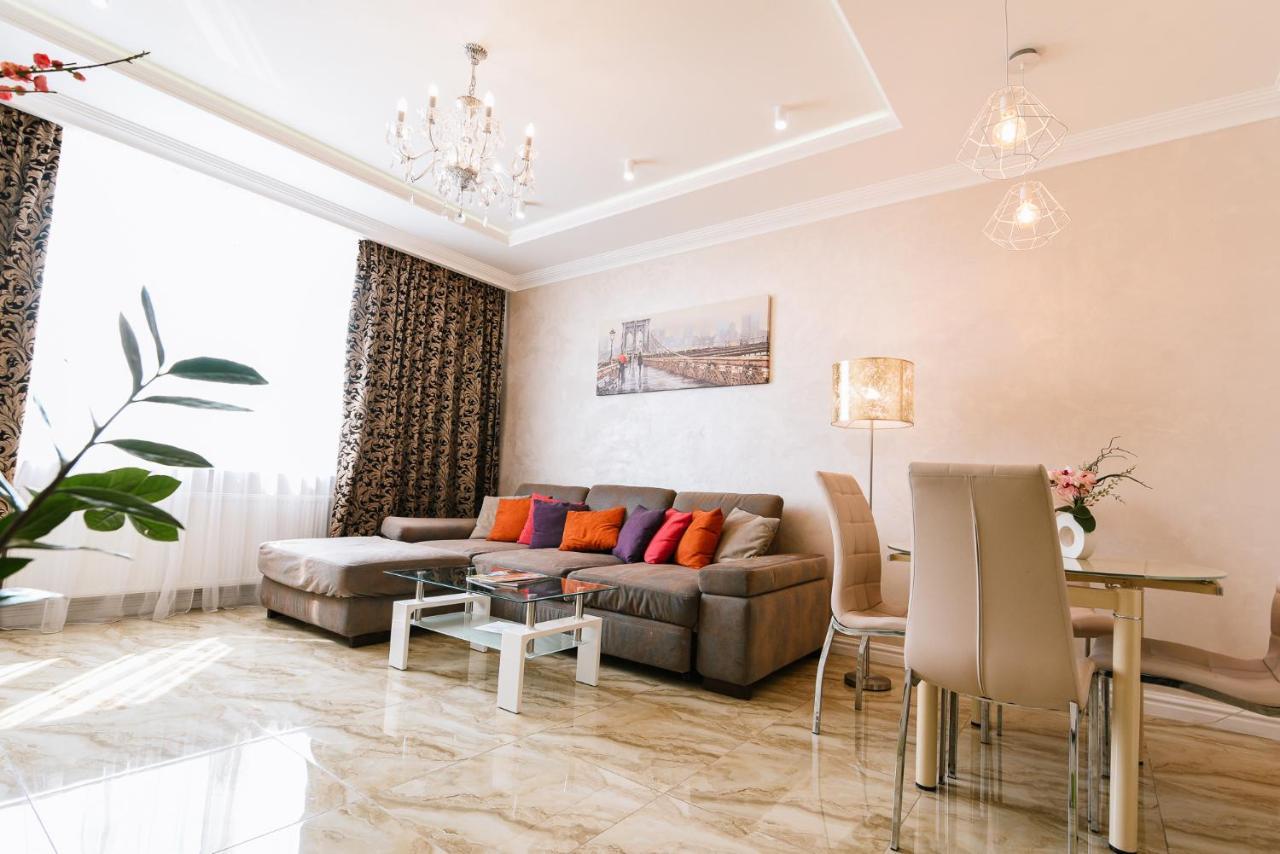 Apartamento Luxury For Business & Pleasure Royal 3 Kiev Exterior foto