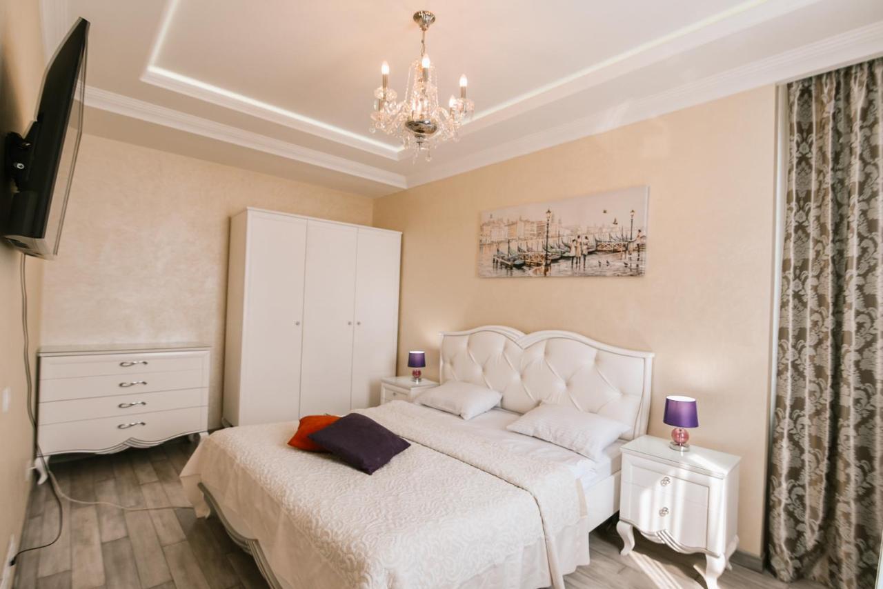 Apartamento Luxury For Business & Pleasure Royal 3 Kiev Exterior foto
